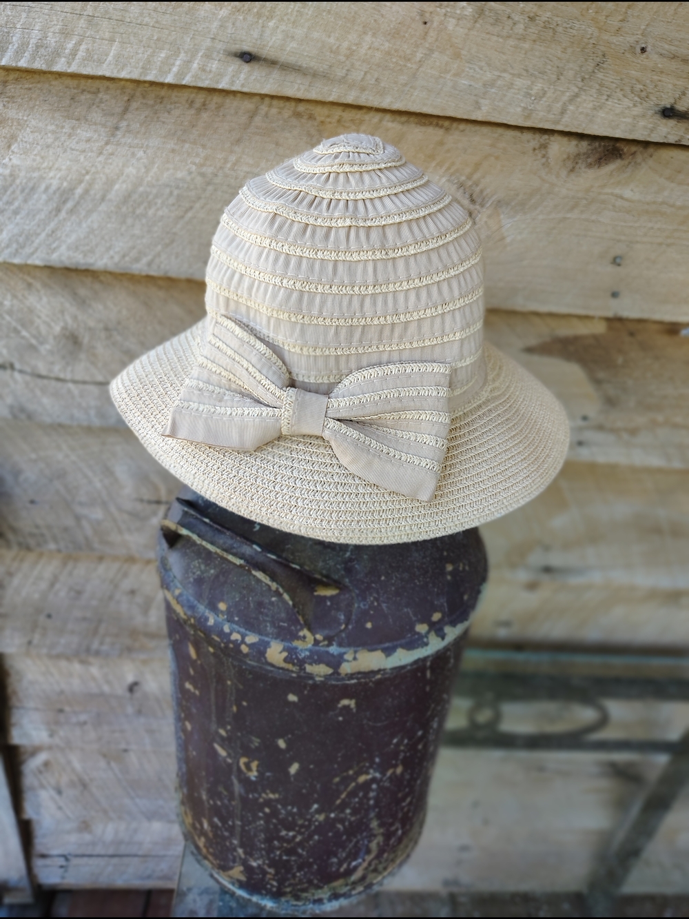 Women's Beige Bow Straw Sun Hat